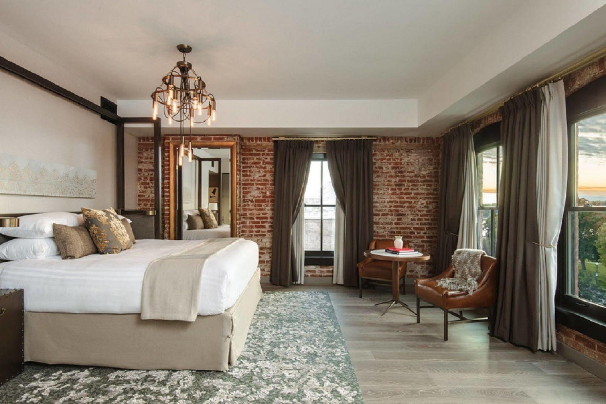 The Charmant Hotel La Crosse Ngoại thất bức ảnh