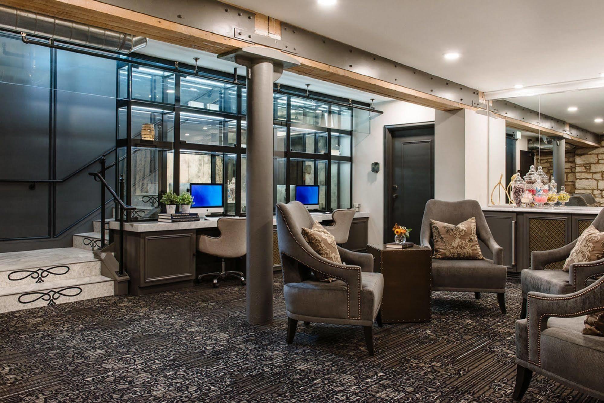The Charmant Hotel La Crosse Ngoại thất bức ảnh